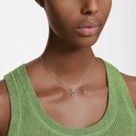 Chroma Pendant Pear Cut, Green, Gold-Tone Plated