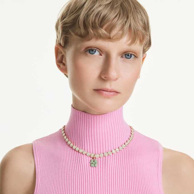 Idyllia Charm Clover, Green, Gold-Tone Plated Idyllia Charm Clover, Green, Gold-Tone Plated