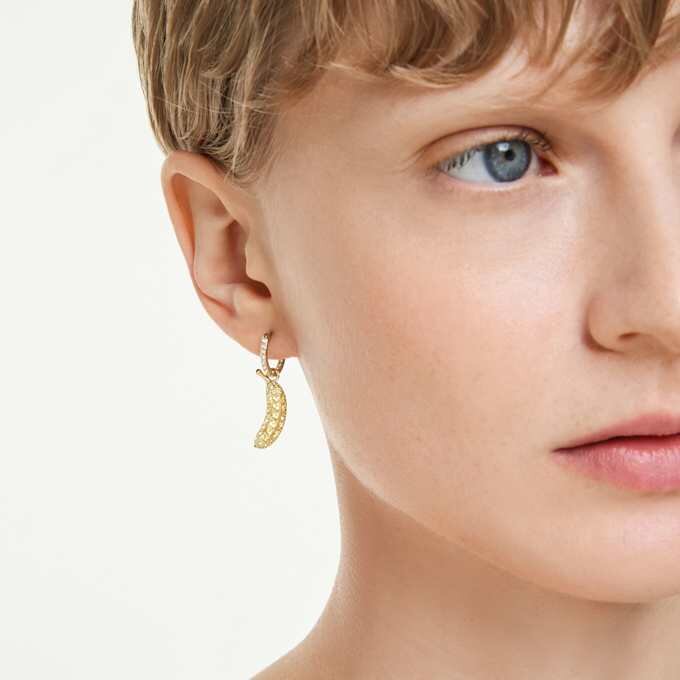 Minions Stuart and Banana Drop Earrings Pavé, Mini, Multicolored, Gold-Tone Plated Minions Stuart and Banana Drop Earrings Pavé, Mini, Multicolored, Gold-Tone Plated
