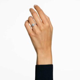 Una Angelic Ring Round Cut, White, Silver-Tone Finish Una Angelic Ring Round Cut, White, Silver-Tone Finish